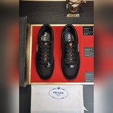 【Prada】 Элитный бренд мужской обуви： официальный сайт 1：1 Последние новинки： вер