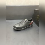 PRADA 【Prada】 Низкие спортивные кроссовки с верхом из кожи, внутренней подкладко