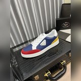 PRADA Пrada серия самых новых моделей 2023 года, тщательно созданных, чтобы прои