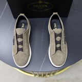 Бренд： PRADA Стандартный размер： мужской 38–44 (45 на заказ) Качество： высокое.