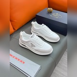 Наименование товара： PRADA «Prada» Стандартный размер： 38-44 (обувь для повседне