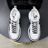 Бренд： Prada. Категория： Официальный сайт. Размер： 38-44 (45 на заказ). Материал