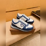 【Prada】 Элитный бренд мужской обуви. Официальный сайт. Новейшая модель： верх из 
