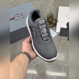 Высококачественная мужская обувь PRADA 2023 года вышла в продажу на официальном 