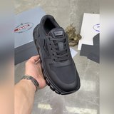 Высококачественная мужская обувь PRADA 2023 года вышла в продажу на официальном 