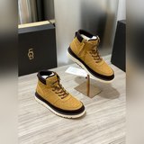 UGG 2023 Mens Новая модель мужской обуви для отдыха на фото выше. Оригинальная м