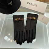 Новые женские перчатки Celine для осени и зимы, представленные на официальном са