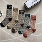 Chanel · Новинка от Chanel, женские носки средней длины [пять пар в коробке] с л