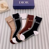 Комплект упаковки (5 пар в коробке) Dior Диор Новые гольфы! Изготовлены из 100% 