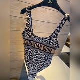 Купальник Dior с леопардовым принтом, очень красивый в реальности, отлично подче