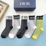 Комплектация： одна коробка, пять пар. Известный европейский бренд Dior. Очень пр