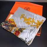 Новые модели на официальном сайте Hermes. Цветовая гамма тщательно подобрана, по