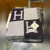 HERMES. [Фиолетовый] Шаль Hermes! Материал： 85% шерсть, 15% чистый кашемир. На о