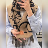 Высококачественный нейтральный стиль от Loewe. Мне посчастливилось приобрести ве