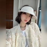 Новая весенняя и летняя коллекция Loewe с вышитым логотипом. Летняя кепка без ко