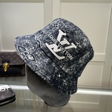 Louis Vuitton представляет новую бейсболку LV, изготовленную в стиле ранней весн