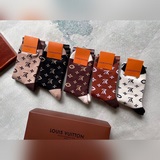 Louis Vuitton · Луи Виттен, новая модель женских носков средней длины из кроличь