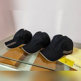 Качество очень хорошее, модный дизайн, фотографии соответствуют действительности