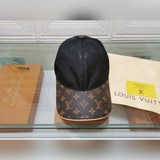 Качество очень хорошее, модный дизайн, фотографии соответствуют действительности
