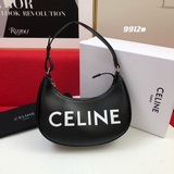 В комплекте с коробкой, подлинная кожа, подлинная фурнитура Celine. Новая модель
