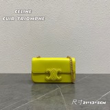 Новая коллекция CELINE | CUIR TRIOMPHE Сумка с кожаным логотипом и цепочкой Нова
