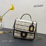Маленькая сумка, 22k в наличии! Импортный шерстяной твил в клетку. Chanel C мале