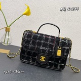 Средний размер, 22 карата, в наличии! Импортный шерстяной твил в клетку. Chanel 