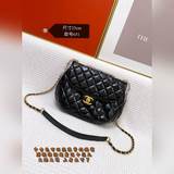 Пользователи, которые предпочитают стиль Chanel, высоко ценят эту модель. Она вы
