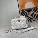 Самая популярная модель от Chanel! Говорят, что это одна из самых сложных моделе