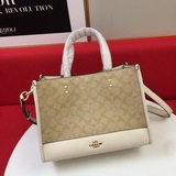 Новая модель от Coach 1955 — новейшая ограниченная серия классической сумки-тоут