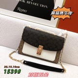 Новая женская сумка Coach из серии Lane с цепочкой имеет размеры, аналогичные су