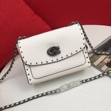 Coach/Кожаная сумка Parker18 с камелией, модель F030592, цвет： каки-коричневый, 