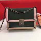 Coach представляет новую модель сумки Hutto! Артикул： f089068. Эта классическая 