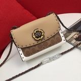 Coach/Кожаная сумка Parker18 с камелиями, модель F030592, цвет： каки-коричневый,