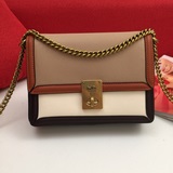 Coach представляет новую модель сумки Hutto! Артикул： f089068. Эта классическая 