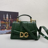 Dolce & Gabbana Высококачественная кожа импортного производства, представлен