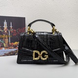 Dolce & Gabbana Высококачественная кожа импортного производства, представлен