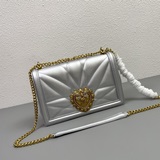 Dolce & Gabbana Серия «Сицилийский принт» 2023 года — самые модные модели.