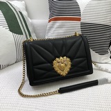 Dolce & Gabbana Серия «Сицилийский принт» 2023 года — самые модные модели.