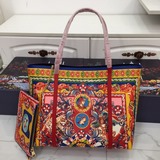 Dolce & Gabbana Серия сумок для покупок с элегантным дизайном и уникальной ф