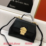 Dolce & Gabbana Импортная кожа, простой и модный дизайн, создающий современн