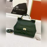 Dolce & Gabbana Каждое появление на публике сопровождается яркими моментами,