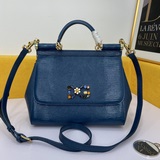 Dolce & Gabbana Оригинальная модель, идеальная форма сумки, импортная кожа с
