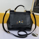 Dolce & Gabbana Оригинальная модель, идеальная форма сумки, импортная кожа с
