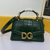 Dolce & Gabbana Высококачественная кожа импортного производства, представлен