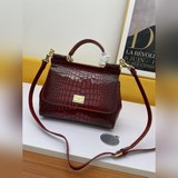 Высококачественный оригинал 【Dolce & Gabbana】 Высококачественный товар. Тщат