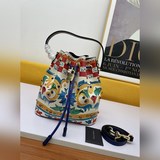 Dolce & Gabbana Сумка через плечо, специально для зарубежных покупок, стильн