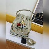 Dolce & Gabbana Сумка через плечо, специально для зарубежных покупок, стильн