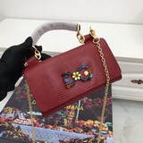 Dolce & Gabbana Импортная кожа, простой и модный дизайн.