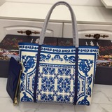 Dolce & Gabbana Серия сумок для покупок с элегантным дизайном и уникальной ф